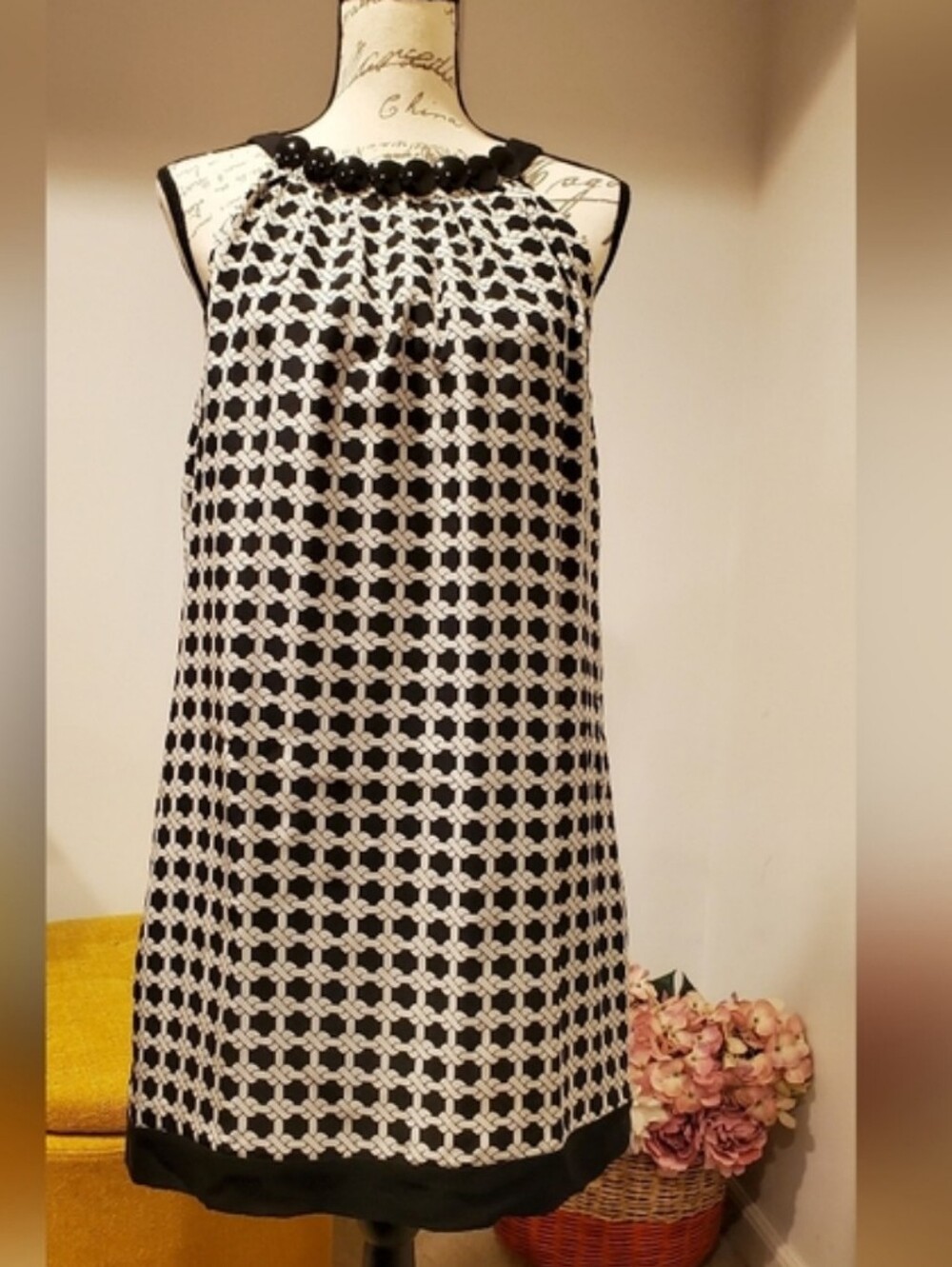 Shoshanna Black and White Patterned Dress,Halter Neck Size 8. - Picture 13 of 13
